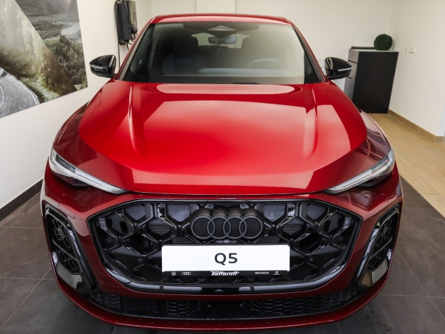 Audi - Q5 Sportback e-hybrid quattro AHK Pano HUD_3