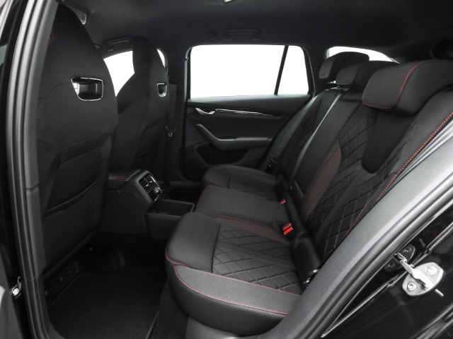 Skoda - Octavia Combi RS 2.0 TSI AHK Navi Kamera Matrix Winter_14