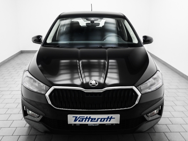 Skoda - Fabia Essence 1.0 MPI Sitzheizung Berganfahrassistent_2