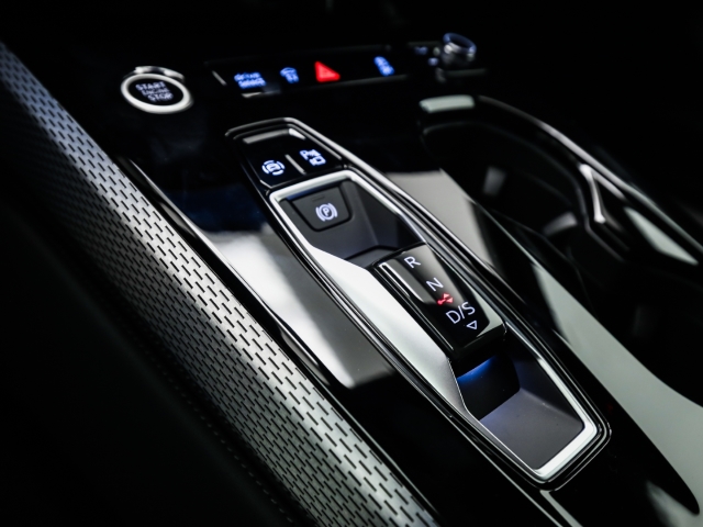 Audi - A5 Avant e-hybrid advanced ACC AHK Navi Matrix_16