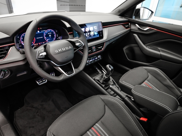 Skoda - Kamiq Monte Carlo 1.5 TSI DSG AHK Navi Winter Matrix_9