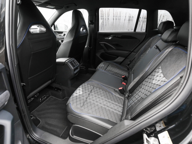 VW - Tiguan R-Line 1.5 eTSI DSG Kamera Winter ACC_13