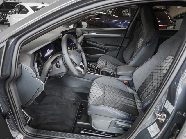 VW - Golf Variant R-Line 1.5 eTSI DSG AHK Navi Kamera_5