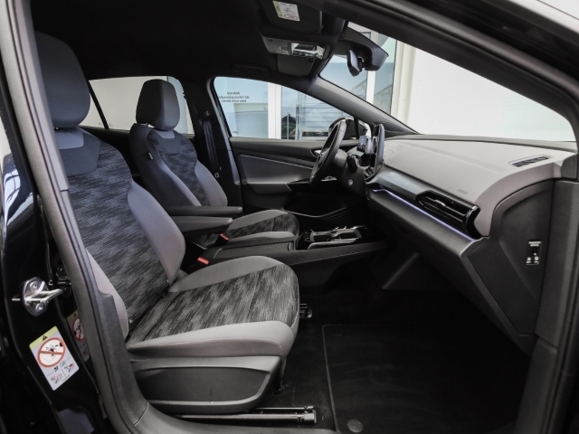 VW - ID.4 Pure Performance Navi_11