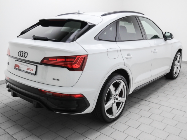 Audi - Q5 Sportback quattro 55 TFSIe S line ACC LED B&O Navi_6