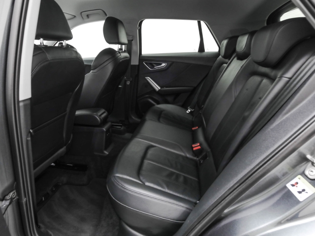 Audi - Q2 40 TFSI quattro S line Leder Navi AHK ACC Kamera_6