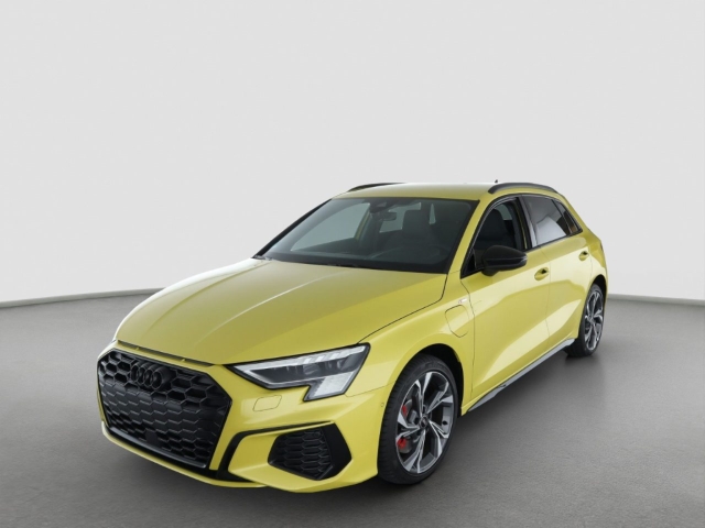 Audi - A3 Sportback 45 TFSIe S line HUD AHK Navi Matrix_2