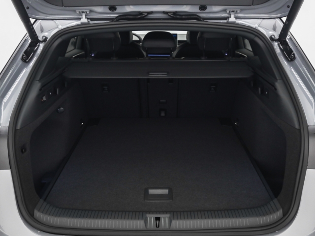 VW - ID.7 Tourer GTX 4MOTION AHK Navi Kamera DCC_14 VW - ID.7 Tourer GTX 4MOTION AHK Navi Kamera DCC_14