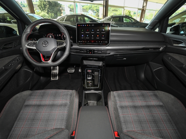 VW - Golf GTI VIII 2.0 TSI DSG Kamera ACC Lane Assist Winter_7