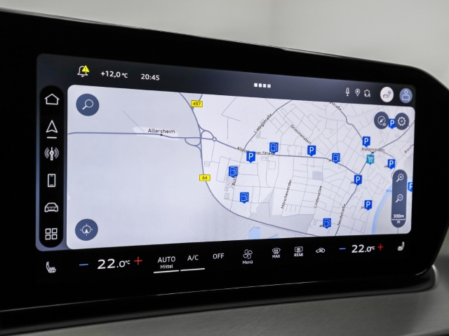 Audi - Q3 TFSI quattro S line AHK LED ACC Kamera_11