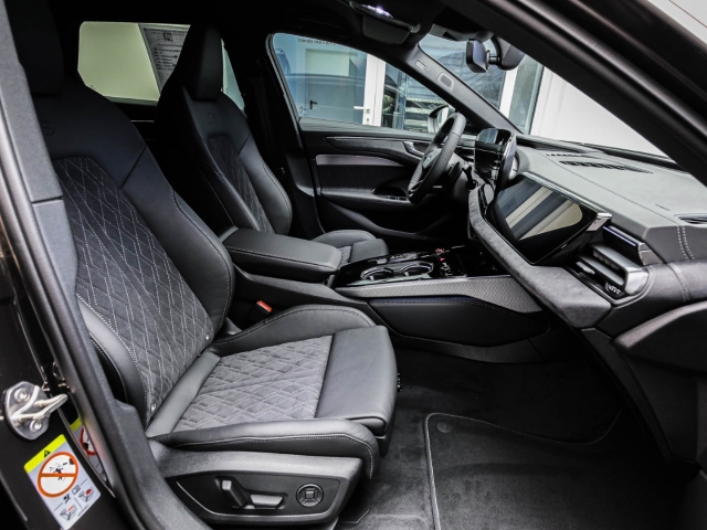 Audi - A6 Avant edition one e-hybrid Luftfed. B&O_16