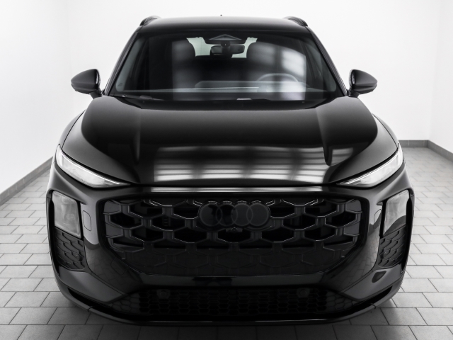 Audi - Q3 TFSI SUV quattro DigMatrix TechPro ACC_3