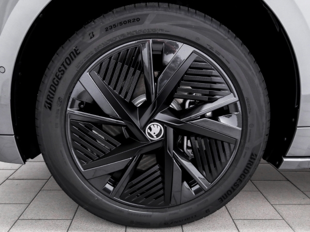 Skoda - Enyaq RS Lounge AHK Navi Kamera Maxx_3