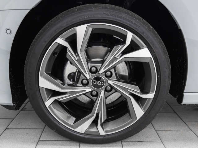 Audi - A3 Sportback advanced TFSI ACC LED Navi CarPlay_4