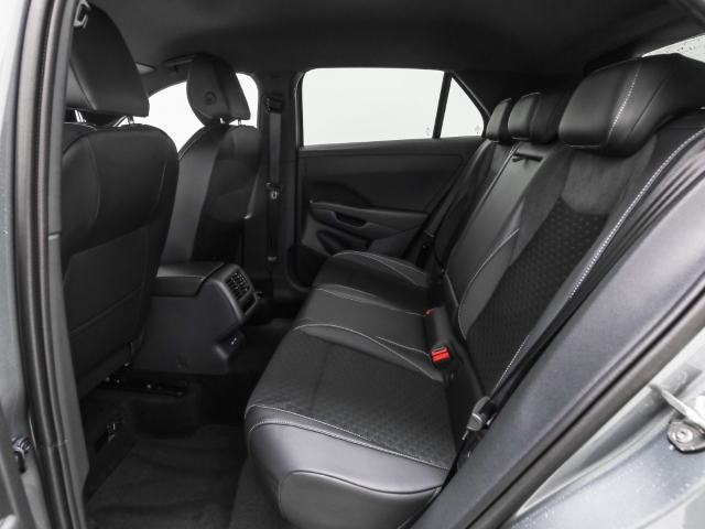 VW - T-Roc R-Line 1.5 eTSI DSG AHK Navi Kamera Matrix_13