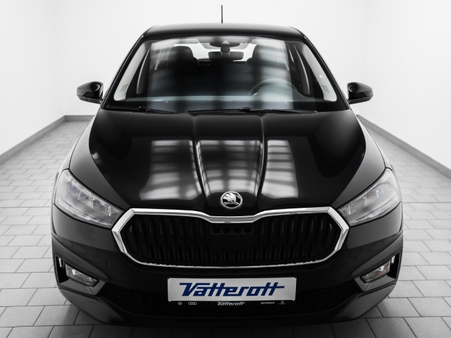 Skoda - Fabia Essence 1.0 MPI Sitzheizung Berganfahrassistent_2