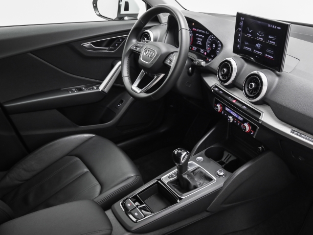 Audi - Q2 40 TFSI quattro advanced Leder Navi ACC CarPlay_17