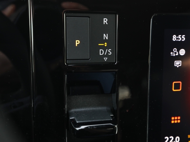 VW - T7 Multivan GOAL 2.0 TSI DSG AHK 7-Sitzer LÜ_13