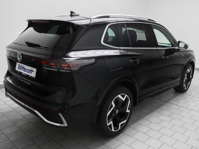VW - Tiguan R-Line 2.0 TDI DSG Navi Leder Anschlussgarantie_5