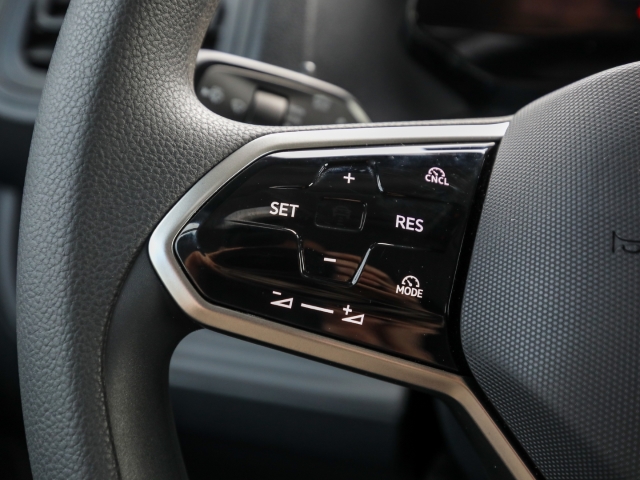 VW - ID. Buzz Cargo Pure AHK Kamera AppConnect_8