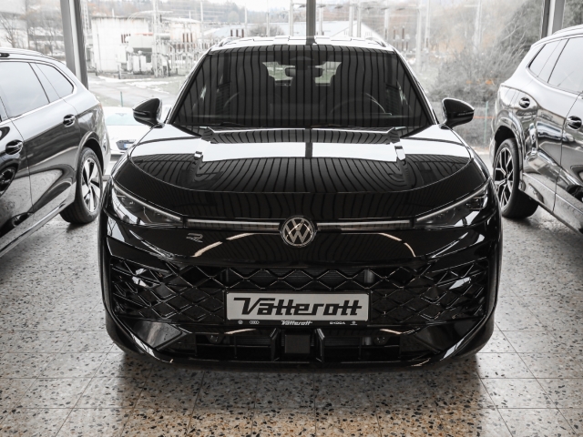 VW - T-Roc R-Line 1.5 eTSI DSG AHK Navi Kamera Matrix_2