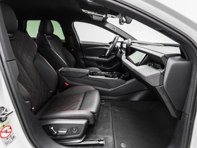 Audi - A6 e-tron Avant S line Luftfed. B&O TechPro Matrix_17