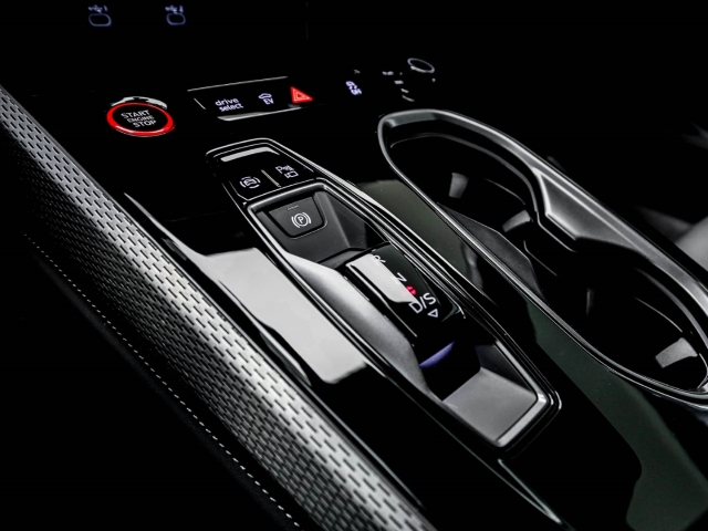 Audi - A6 Avant edition one e-hybrid Luftfed. B&O_15