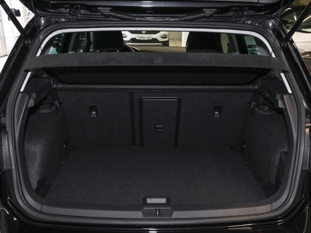 VW - Golf VII 1.0 TSI Join NAVI PDC SHZ_13 VW - Golf VII 1.0 TSI Join NAVI PDC SHZ_13