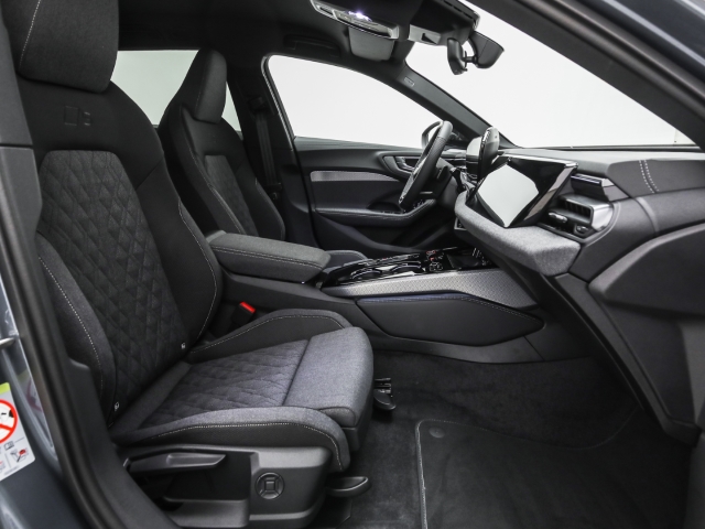 Audi - A5 Avant TDI quattro S line AHK ParkAssist Navi_16