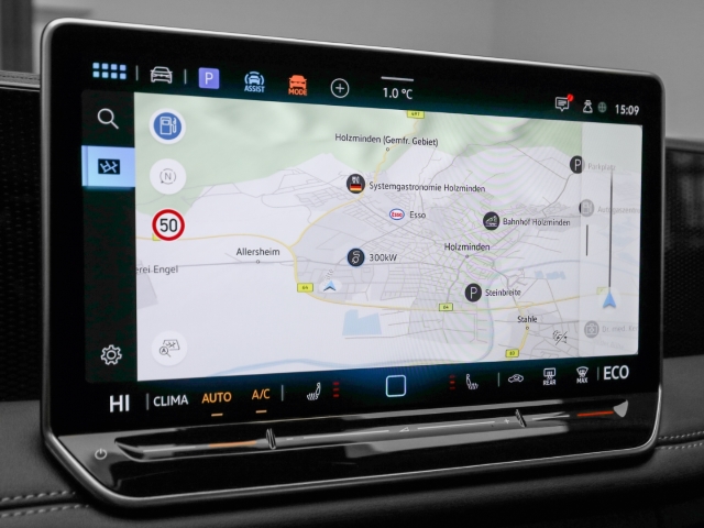 VW - Tiguan 1.5 TSI eHybrid Life Navi AHK_9