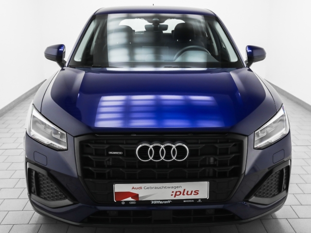 Audi - Q2 40 TFSI quattro advanced Leder Navi Kamera_3