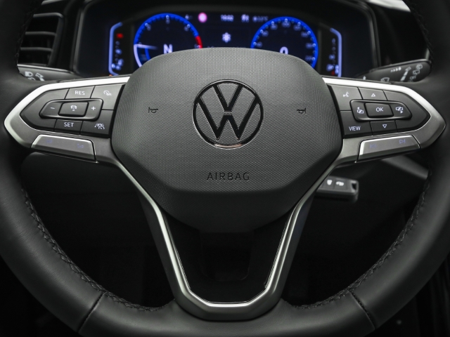 VW - T-Roc Style 2.0 TDI DSG AHK Navi Kamera IQ.Drive_9