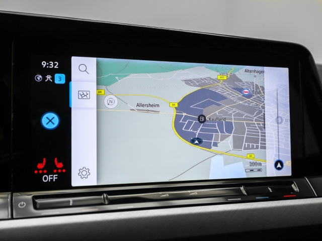 VW - Golf VIII 1.0 TSI LIFE Navi ACC digCockpit_10 VW - Golf VIII 1.0 TSI LIFE Navi ACC digCockpit_10