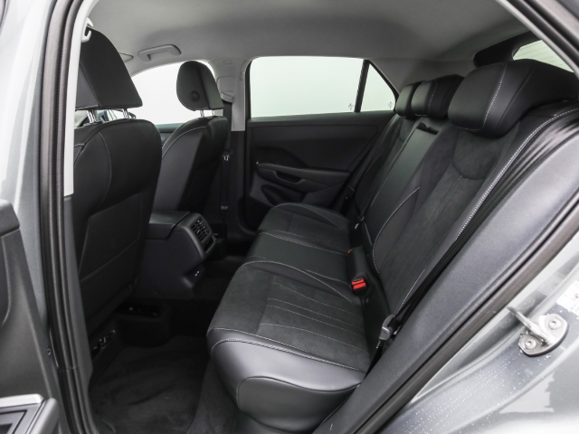 VW - T-Roc Style 1.5 eTSI DSG AHK Navi Kamera Matrix_13