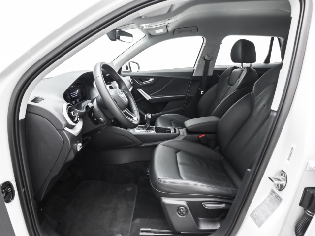 Audi - Q2 40 TFSI quattro advanced Leder Navi ACC CarPlay_7