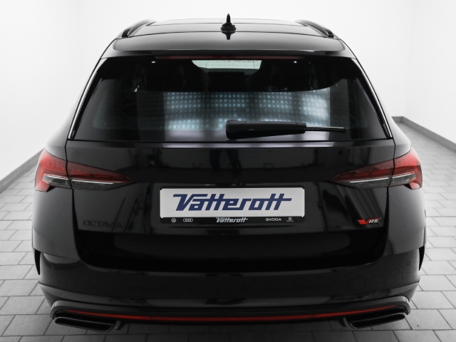 Skoda - Octavia Combi RS 2.0 TSI DSG AHK Navi Pano Winter_4