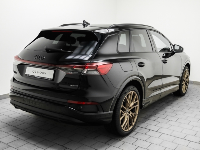 Audi - Q4 e-tron 45 quattro S line edition Sonos AHK_6