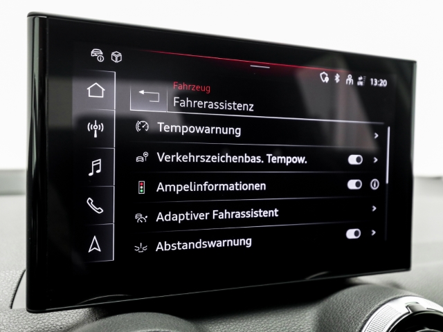 Audi - Q2 40 TFSI quattro advanced Leder Navi ACC CarPlay_15