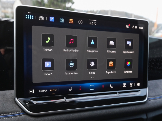 VW - Tiguan R-Line 1.5 eTSI DSG Kamera Winter ACC_10