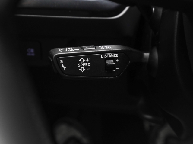 Audi - Q4 e-tron 45 quattro S line edition Sonos AHK_11