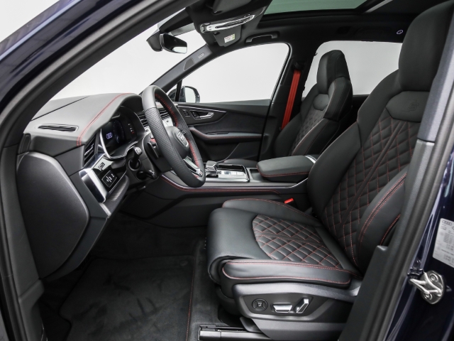 Audi - Q7 60 TFSIe S line business AHK Pano Laser B&O_7
