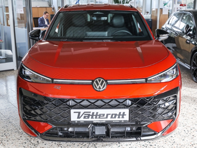 VW - T-Roc R-Line 1.5 eTSI DSG AHK Navi Kamera Matrix_2