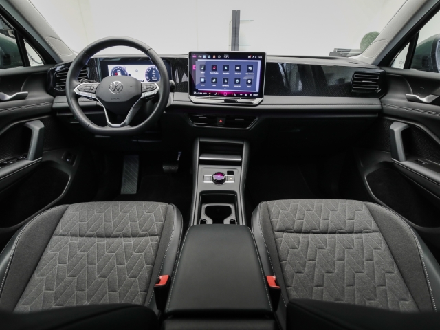 VW - Tiguan 1.5 TSI eHybrid Life Navi AHK_7