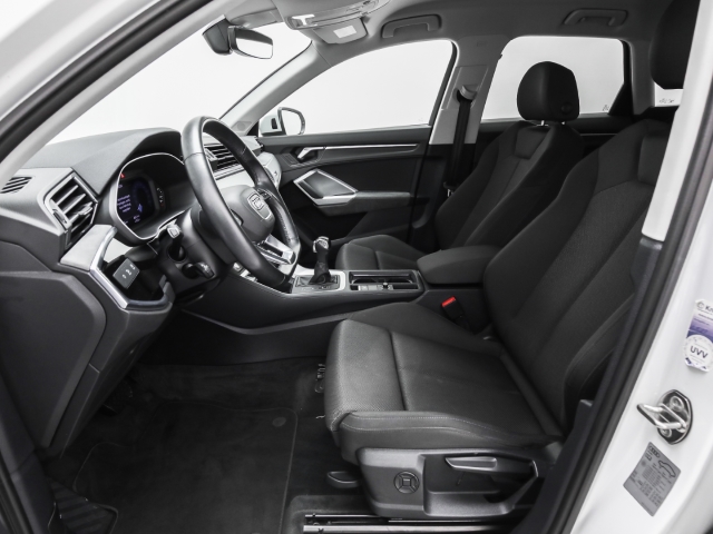 Audi - Q3 45 TFSI e S line AHK Navi LED_7