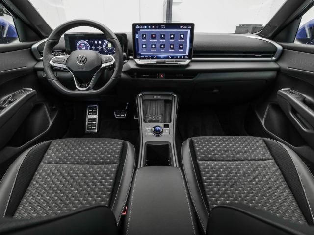 VW - T-Roc R-Line 1.5 eTSI DSG AHK Navi Kamera Matrix_7