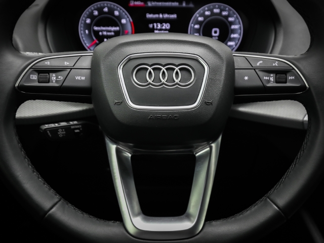 Audi - Q2 40 TFSI quattro advanced Leder Navi ACC CarPlay_10