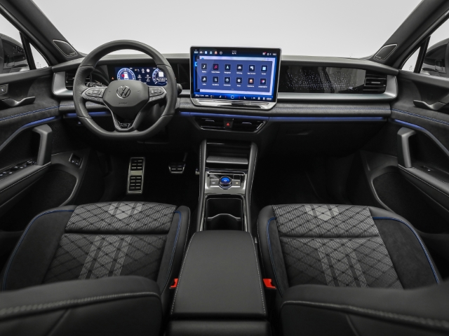 VW - Tayron R-Line 1.5 eHybrid DSG AHK Navi Kamera IQ.Light_7