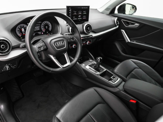 Audi - Q2 40 TFSI quattro advanced Leder Navi ACC_8