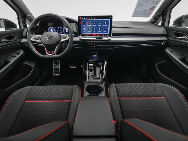 VW - Golf Clubsport 2.0 TSI DSG Navi Pano Akrapovic Winter_7 VW - Golf Clubsport 2.0 TSI DSG Navi Pano Akrapovic Winter_7