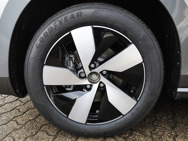 VW - Passat Business 1.5 eTSI DSG Navi HuD Anschlussgarantie_3